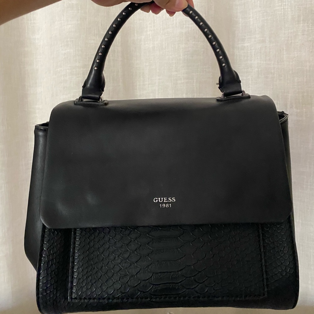 Guess Crossbody Bag